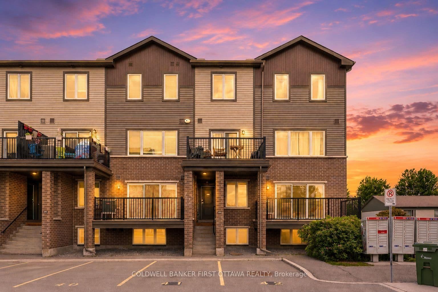 16 - 415A Eldorado Private, Ottawa, ON