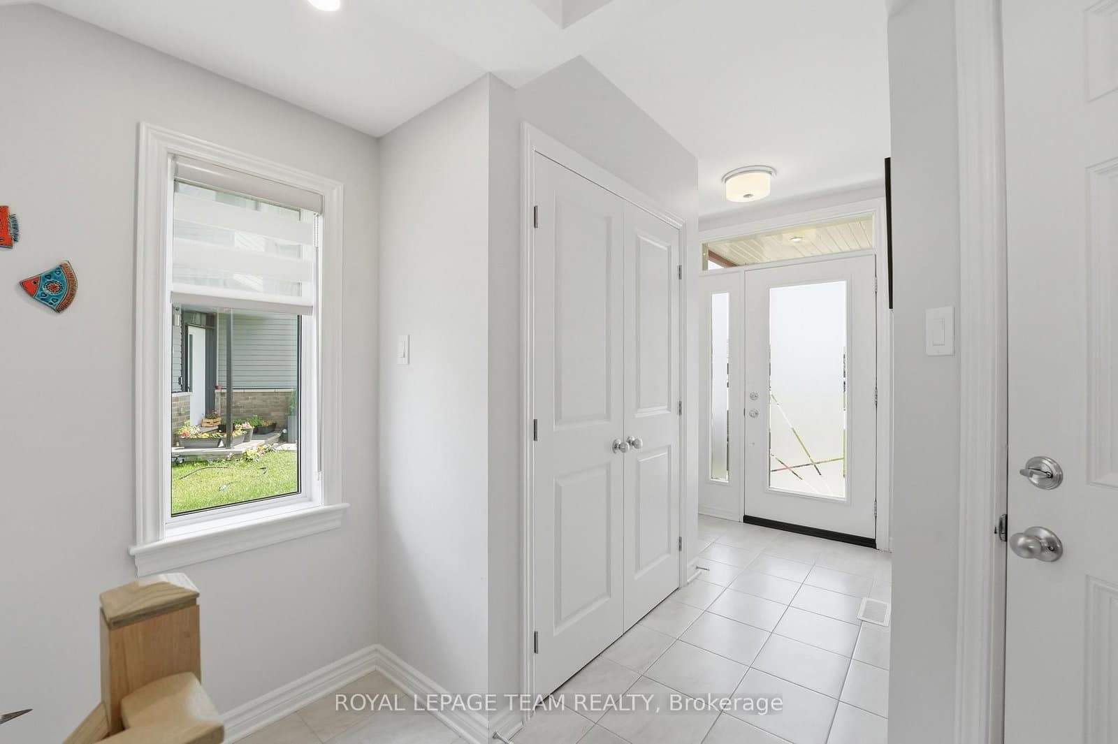 715 Maverick Crescent, Ottawa, ON — photo 3