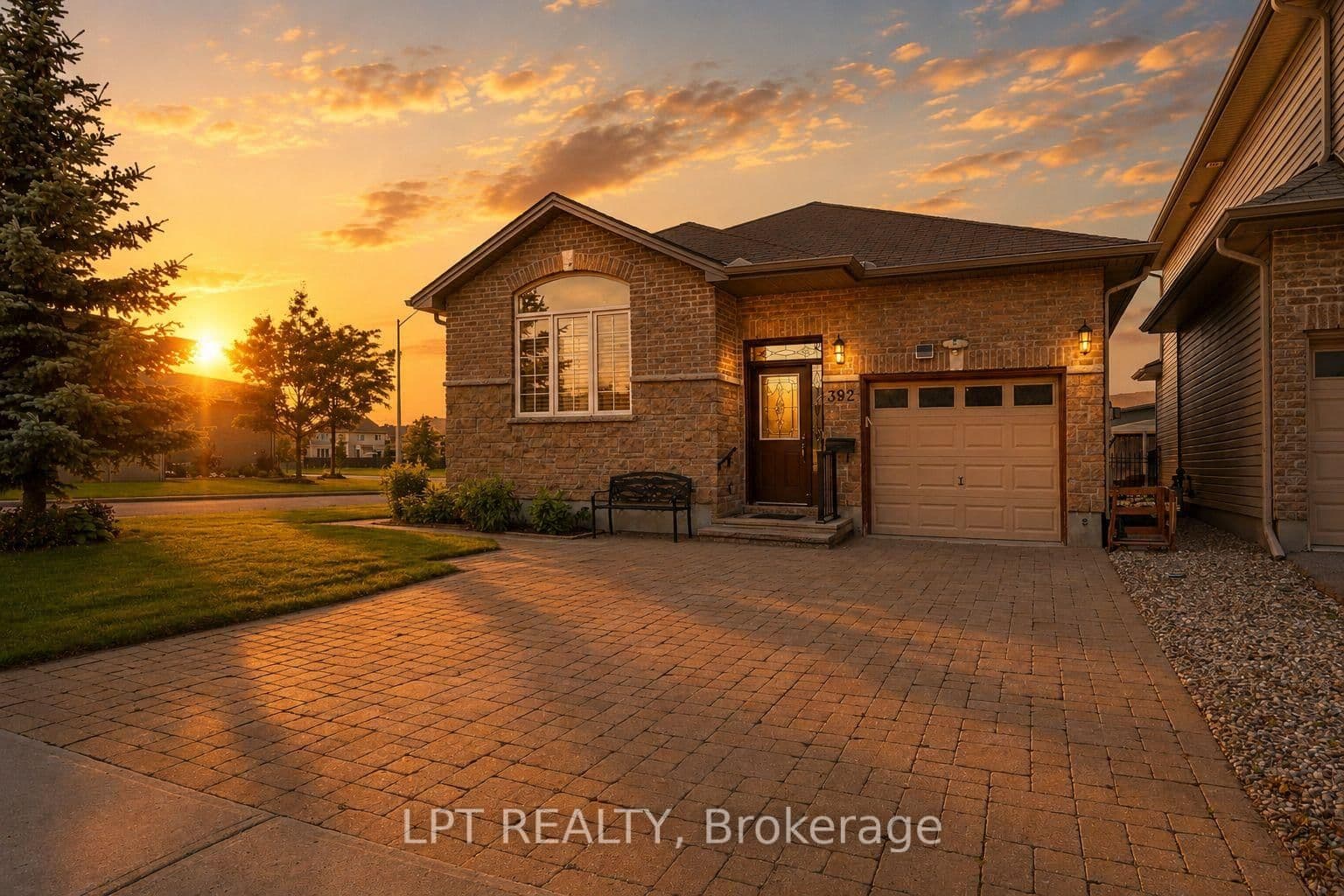 392 Bamburgh Way, Ottawa, ON