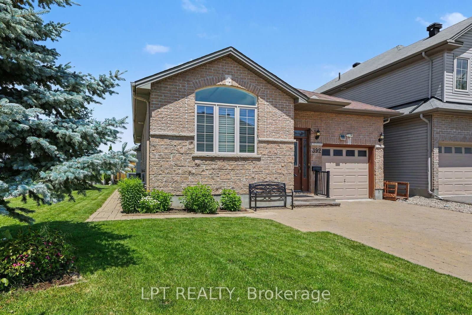 392 Bamburgh Way, Ottawa, ON — photo 3