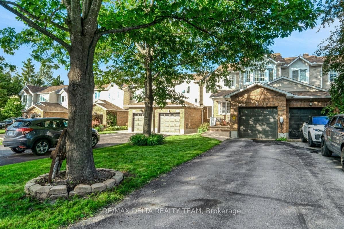 1131 Falconcrest Court, Orleans, ON