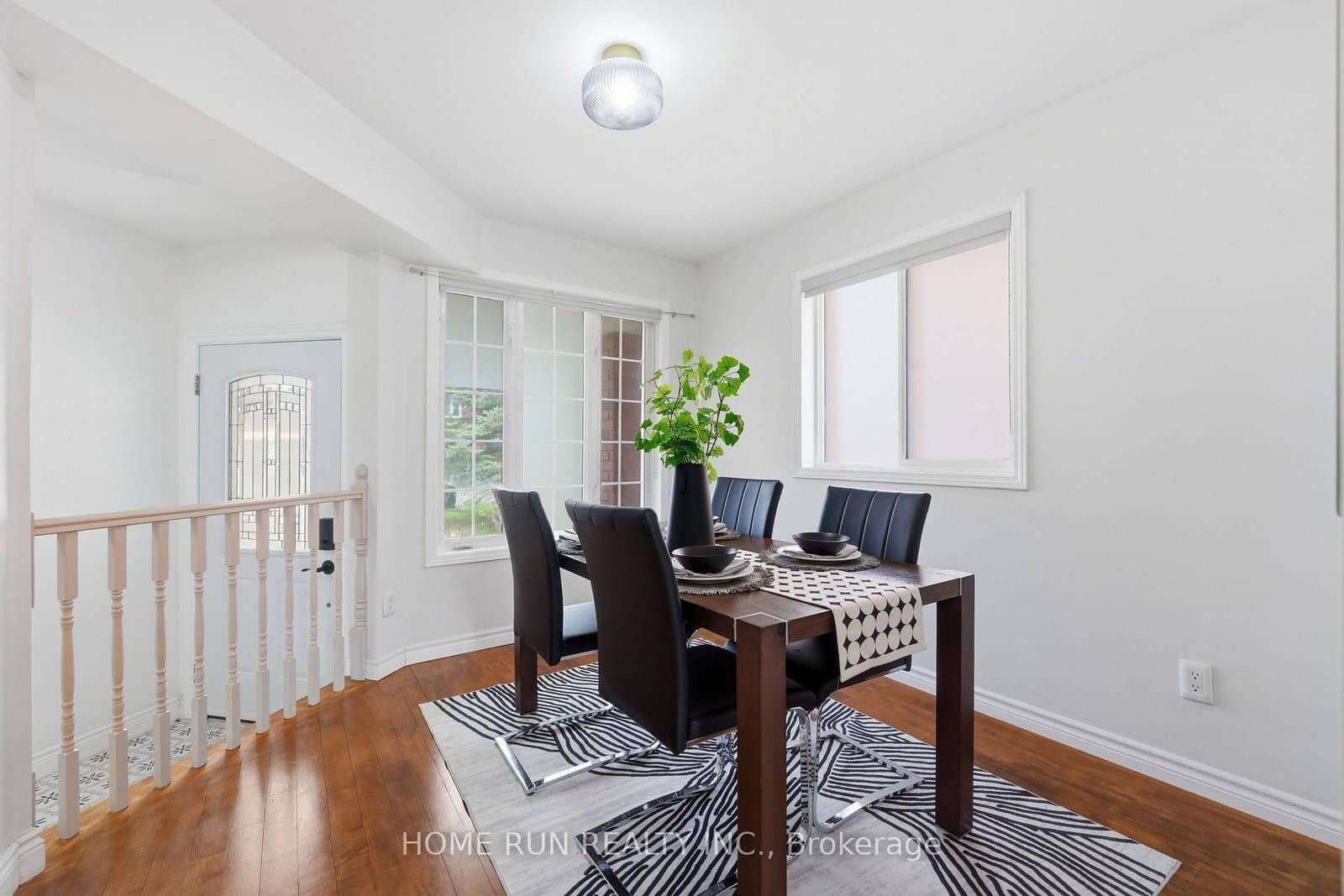 26 Highmont Court, Ottawa, ON — photo 2