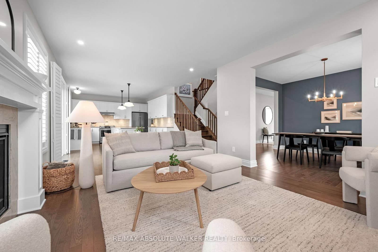902 Percival Crescent, Manotick, ON — photo 2