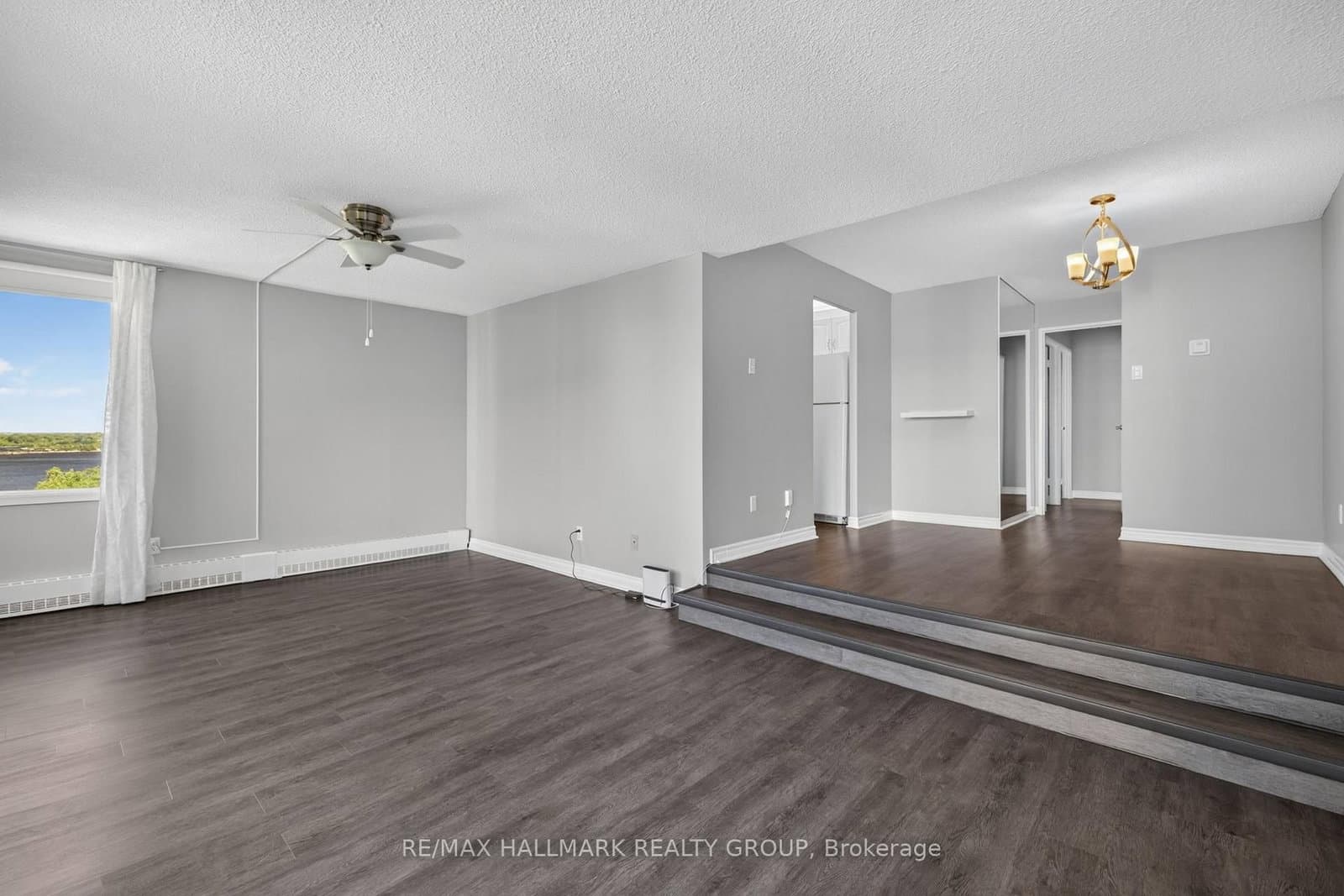 907 - 1081 Ambleside Drive, Ottawa, ON — photo 2