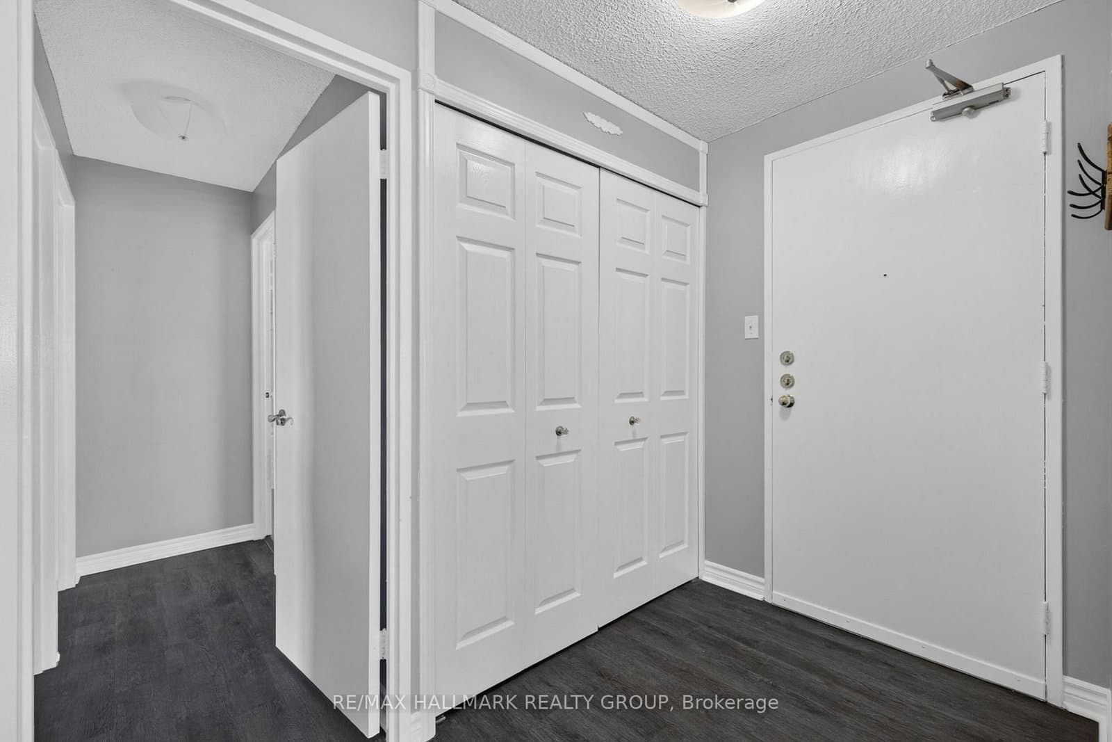 907 - 1081 Ambleside Drive, Ottawa, ON — photo 3