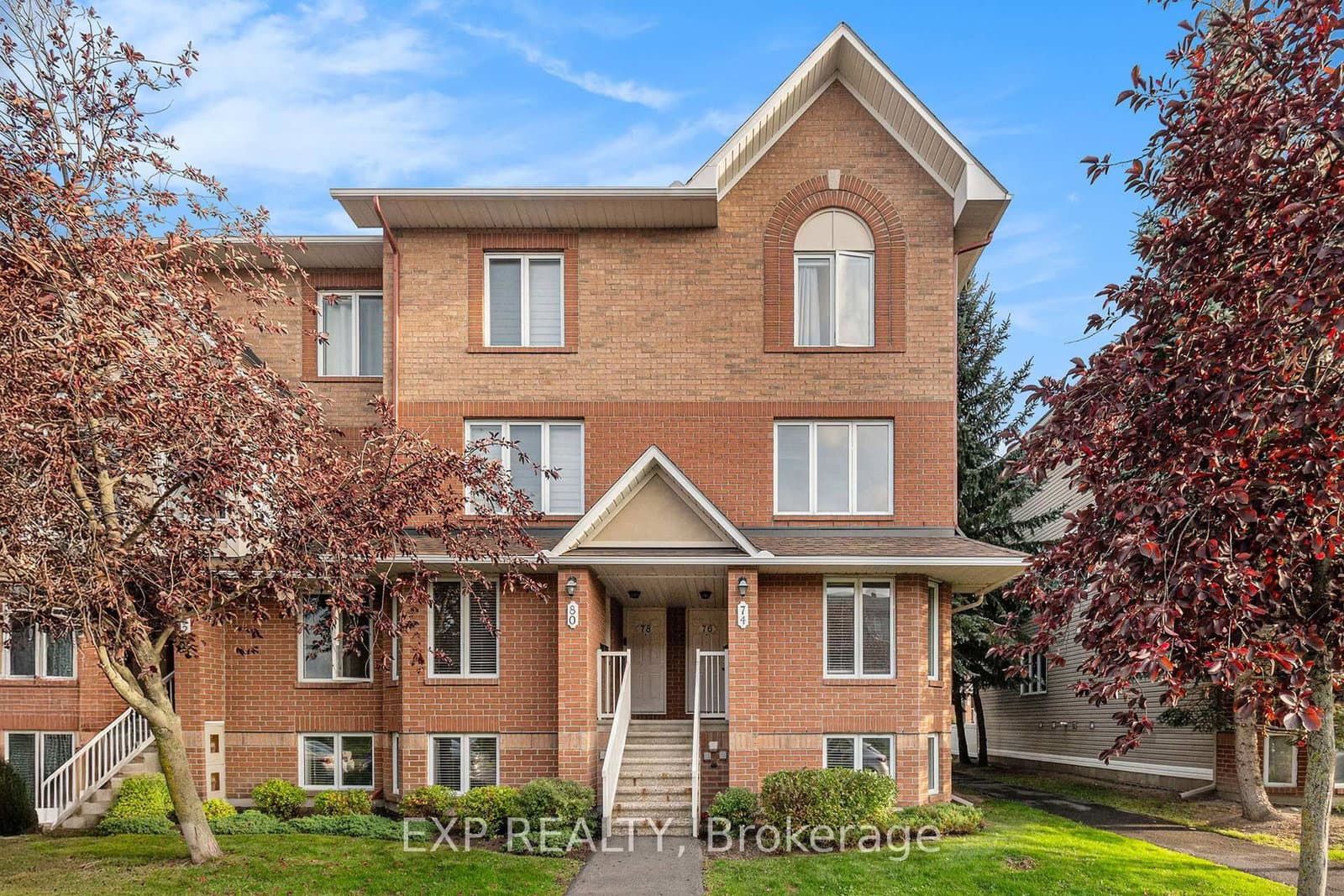 74 Lakepointe Drive, Ottawa, ON — photo 2