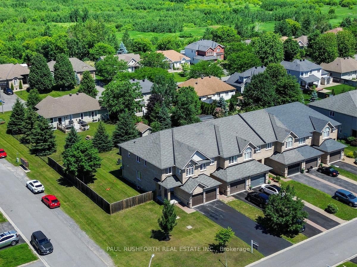 6829 Breanna Cardill Street, Greely, ON — photo 3