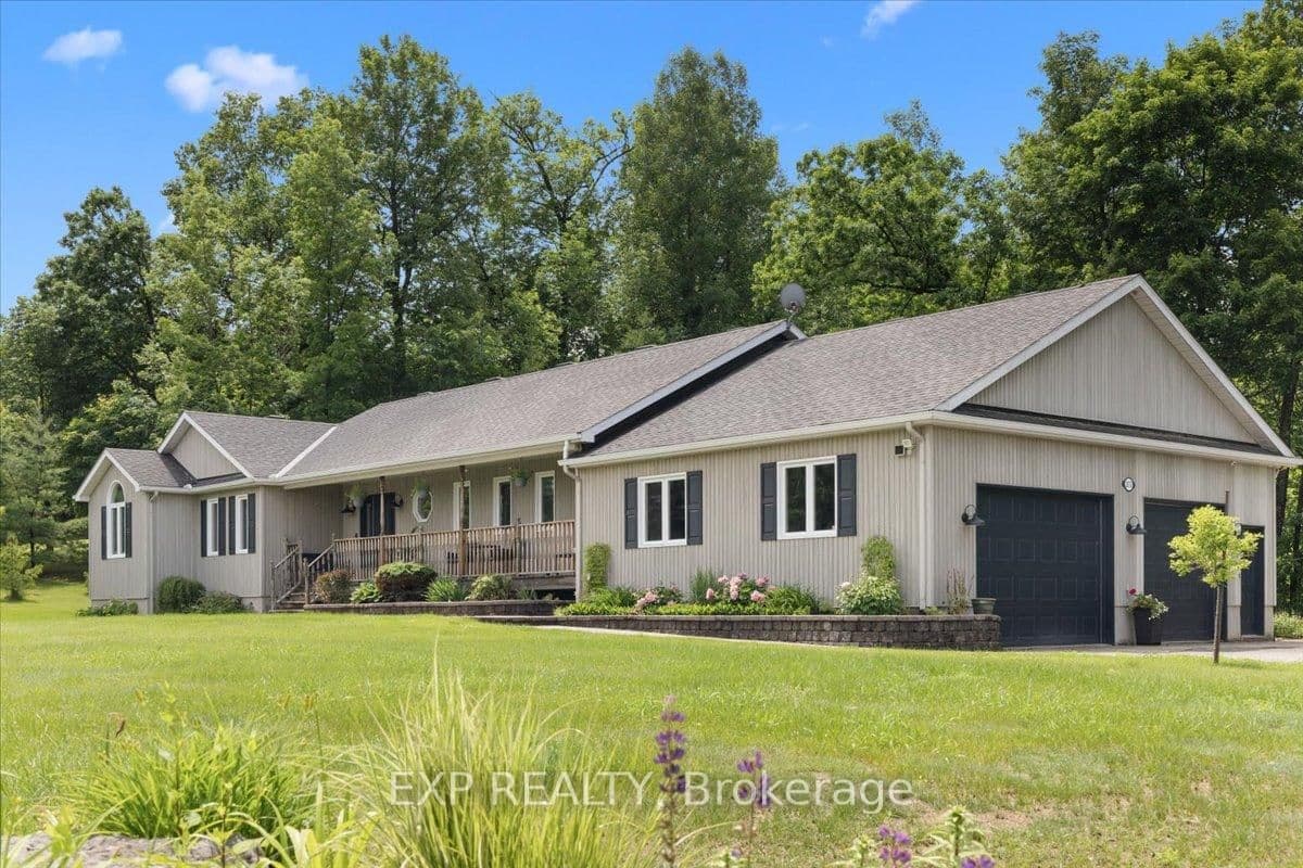 2670 Pierrette Drive, Cumberland, ON — photo 2