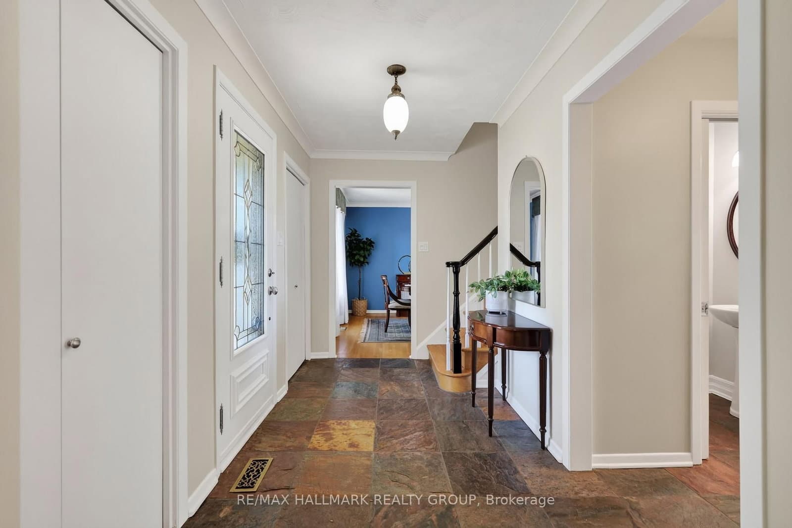 1680 Rhodes Court, Ottawa, ON — photo 3