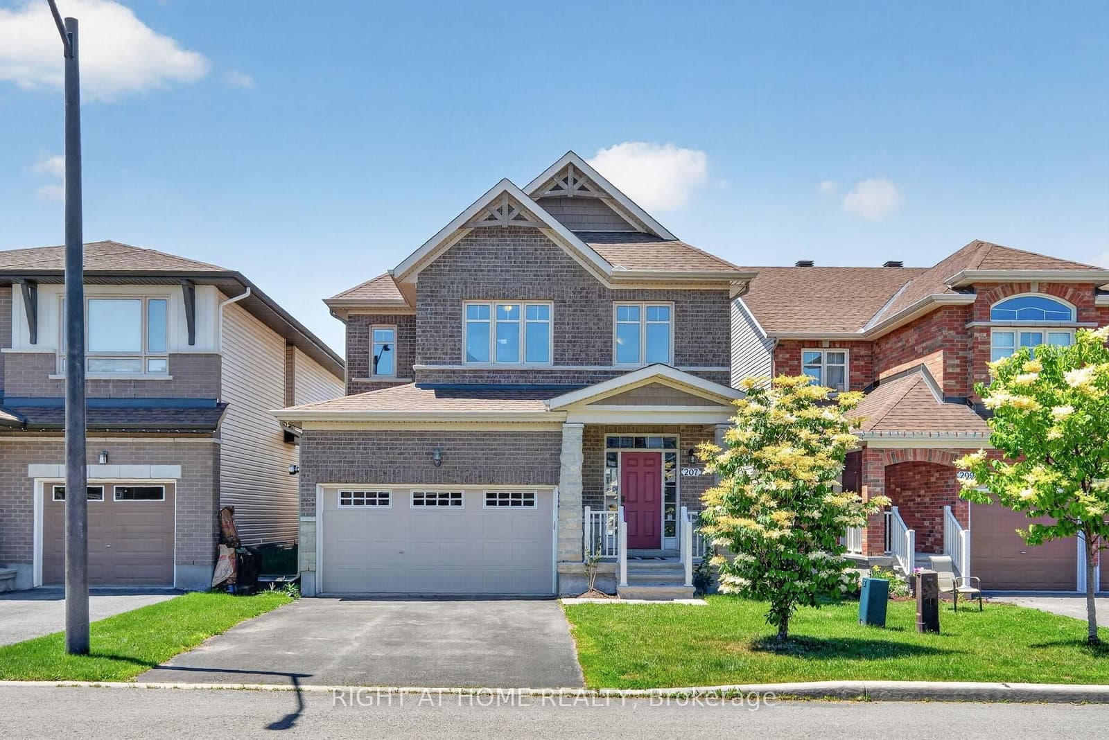 207 Mareth Way, Ottawa, ON