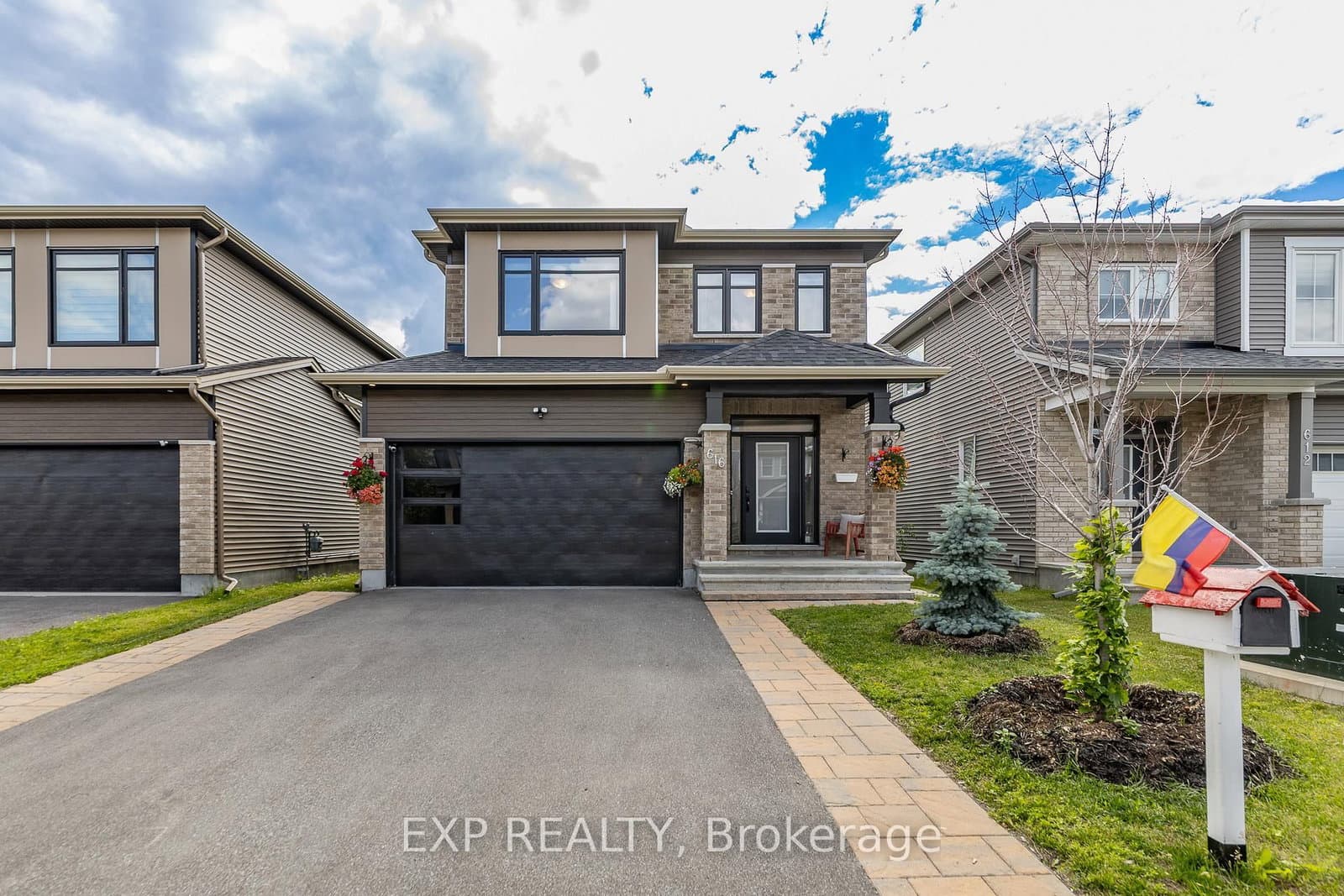 616 Moonflower Crescent, Ottawa, ON