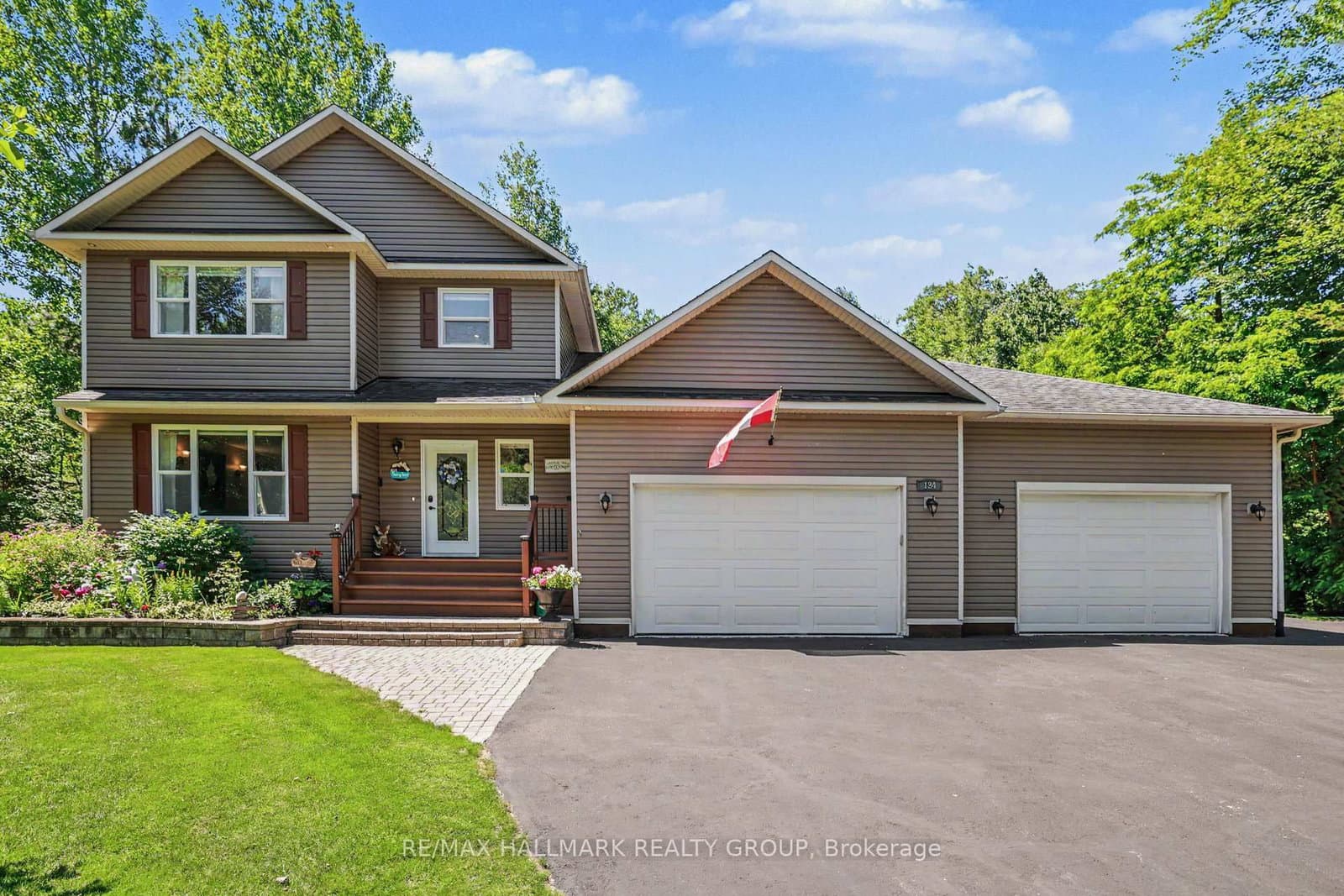 184 Charmont Way, Ottawa, ON