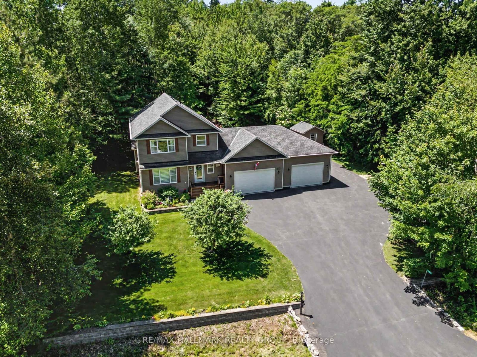 184 Charmont Way, Ottawa, ON — photo 2
