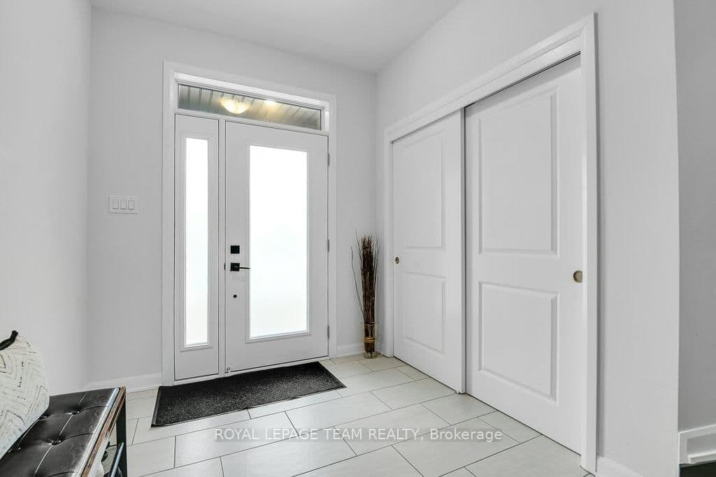 784 Cappamore Drive, Ottawa, ON — photo 3