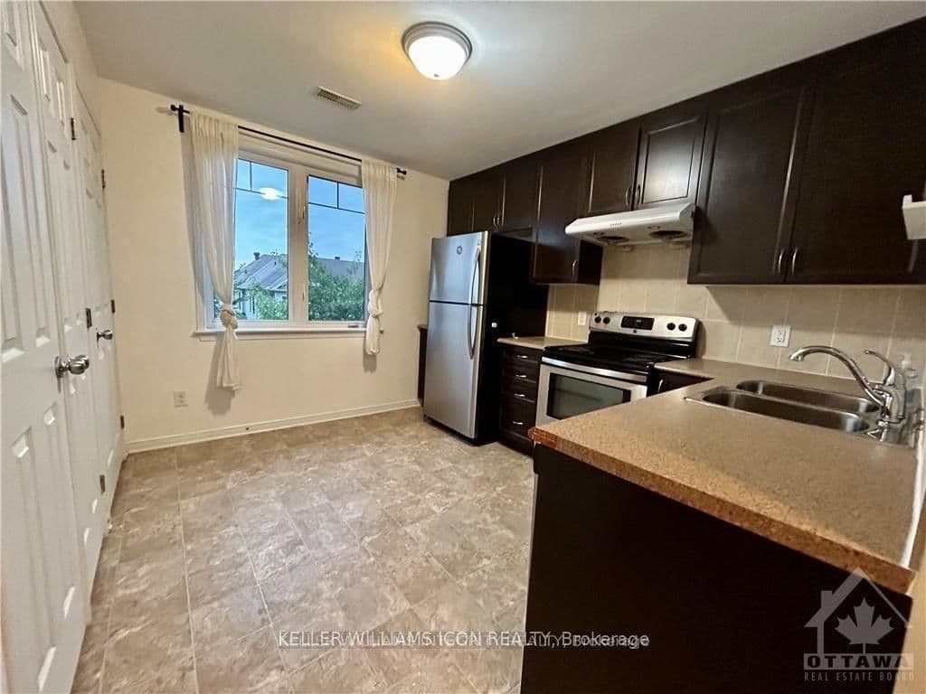 146 Urbancrest Private, Ottawa, ON — photo 2