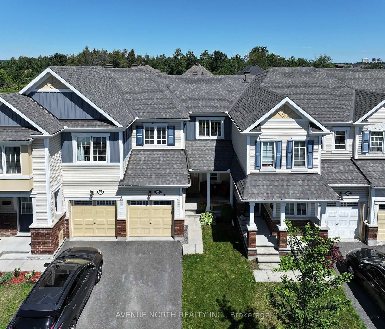 558 Ensatina Crescent, Ottawa, ON — photo 2