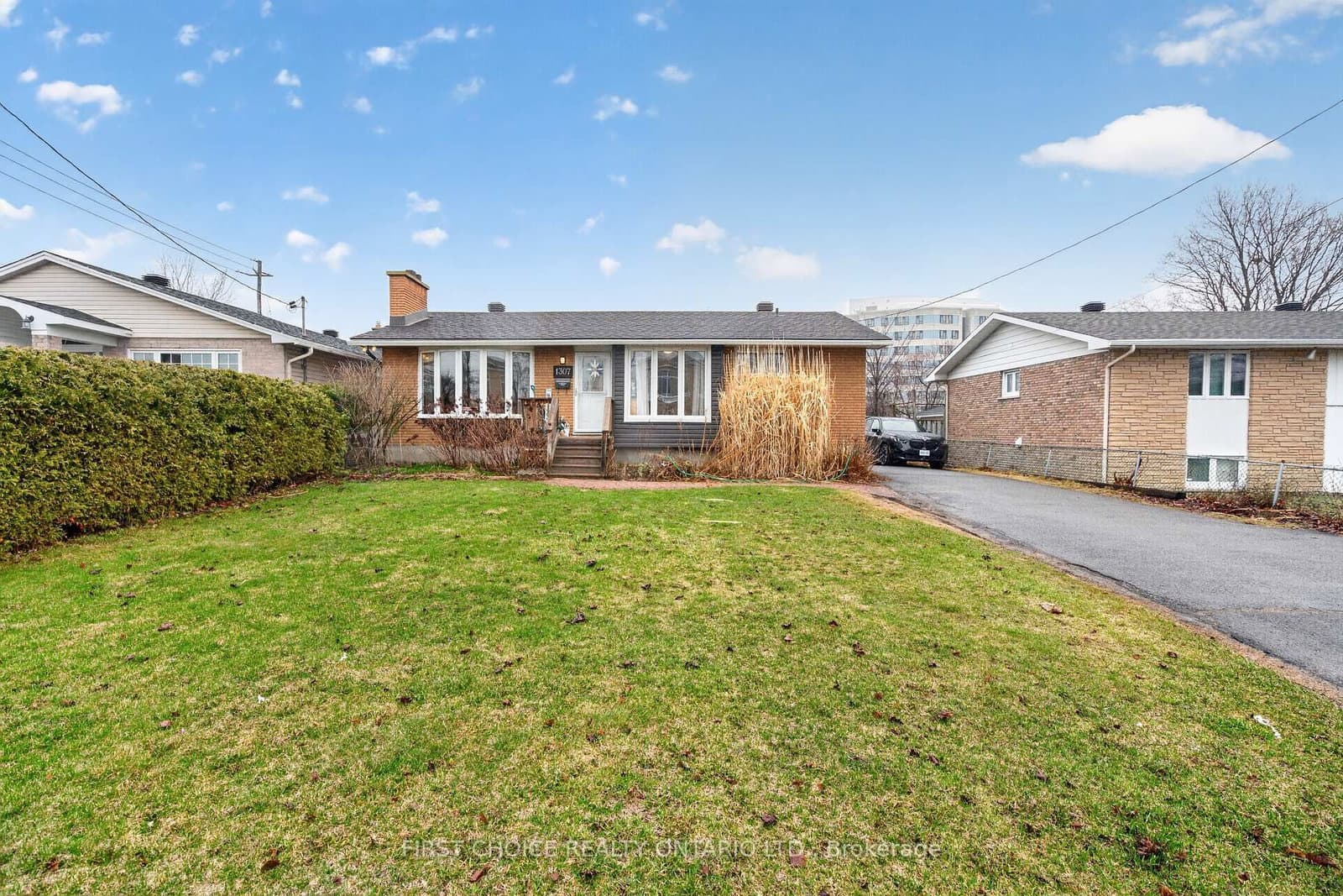 1307 Aurele Street, Ottawa, ON