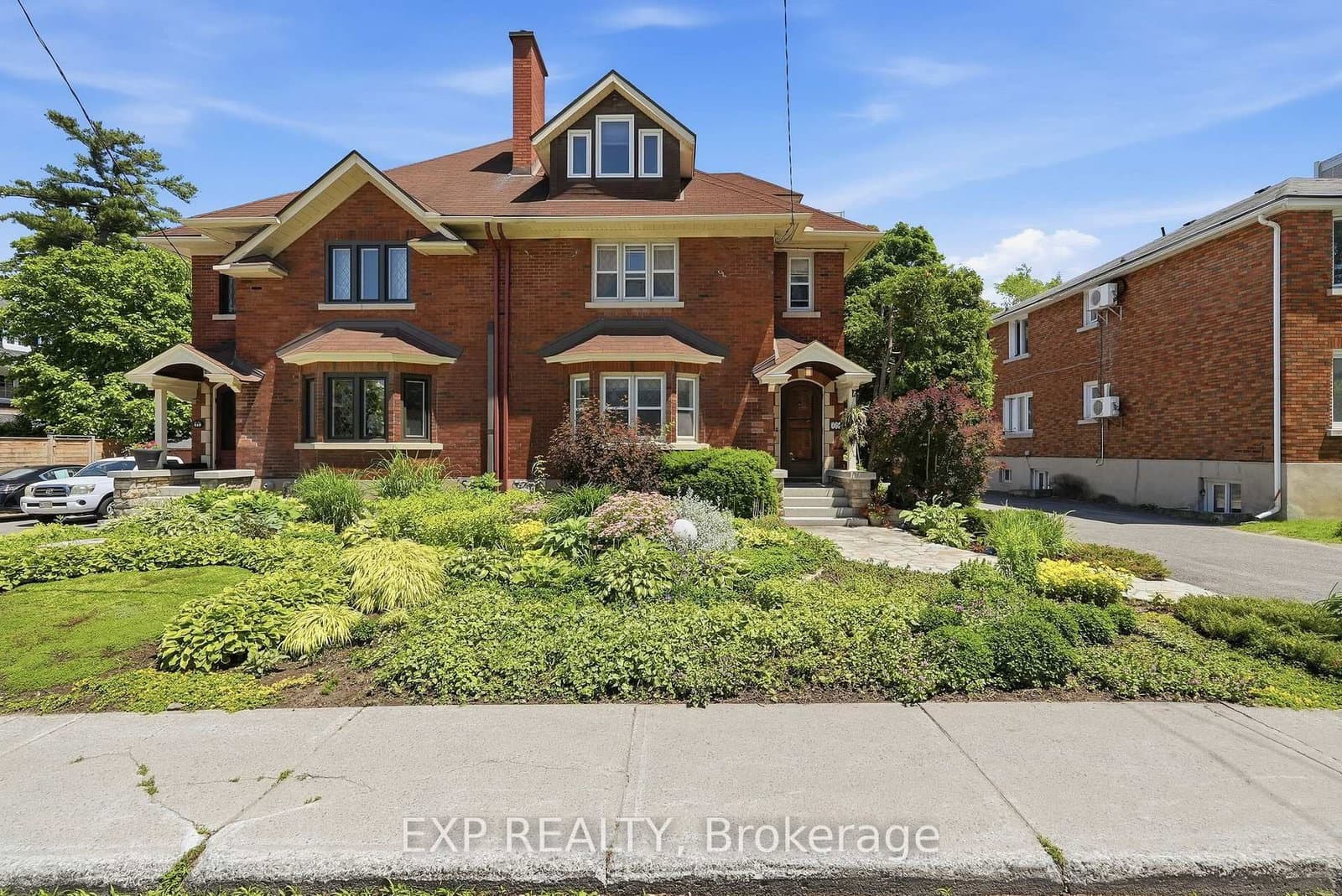 421 Hamilton Avenue, Ottawa, ON