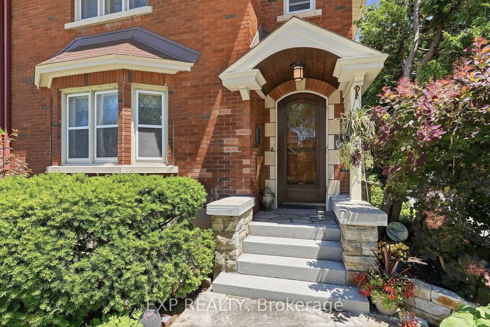 421 Hamilton Avenue, Ottawa, ON — photo 2