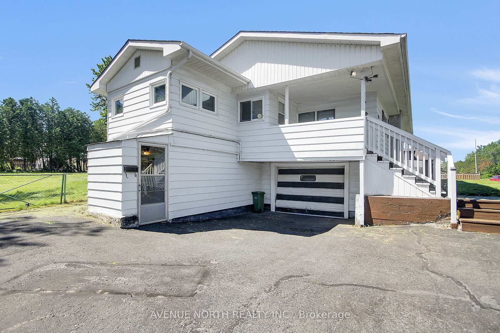 6898 Mitch Owens Road, Greely, ON — photo 3