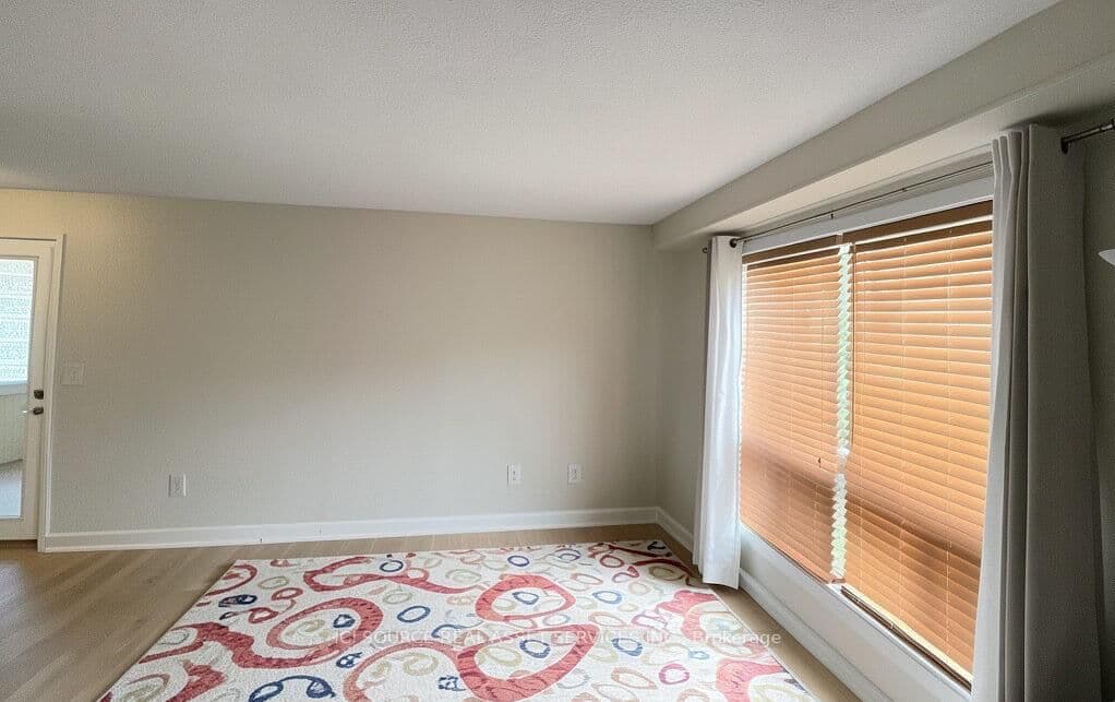 12C Sonnet Crescent, Ottawa, ON — photo 3