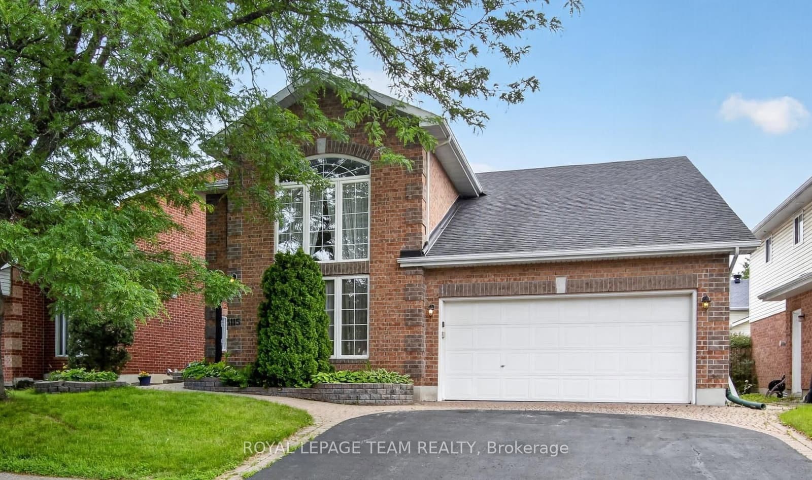 1115 Grenon Avenue, Ottawa, ON