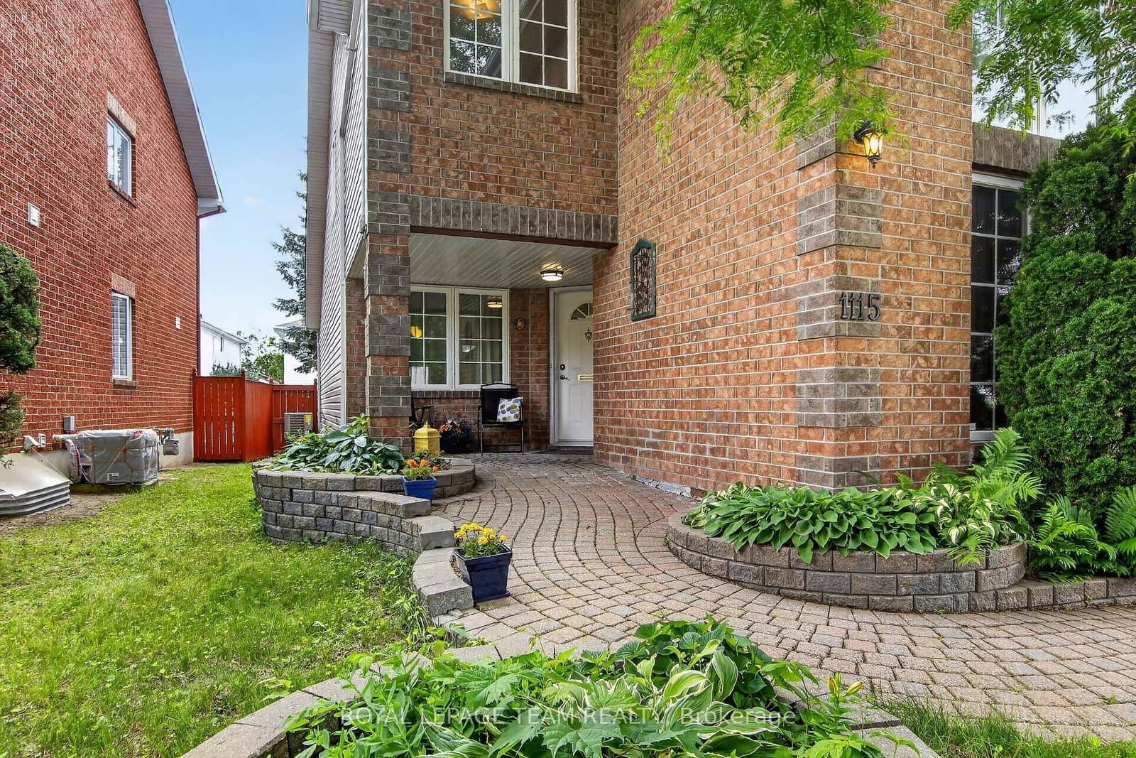 1115 Grenon Avenue, Ottawa, ON — photo 3