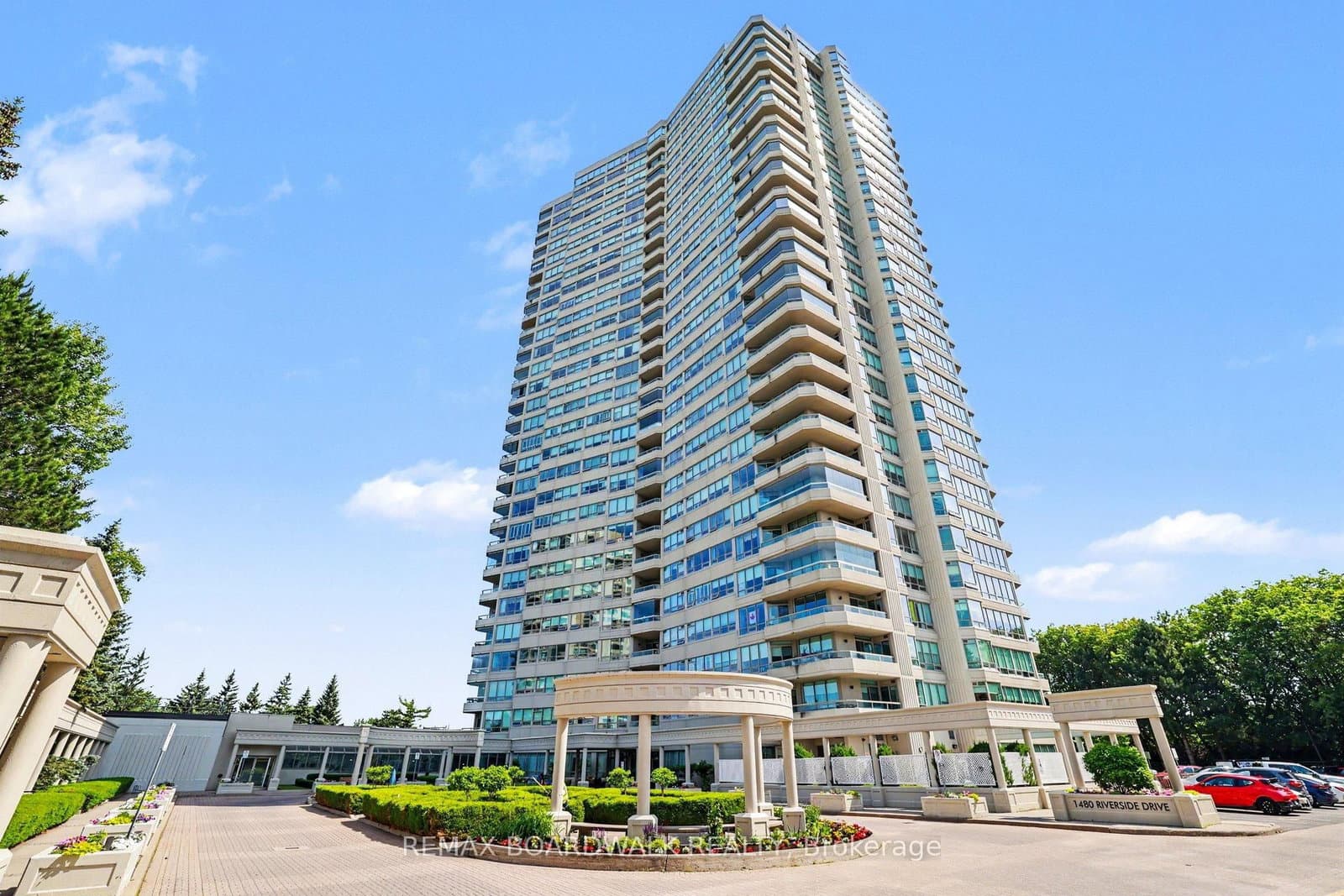 2201 - 1480 Riverside Drive, Ottawa, ON