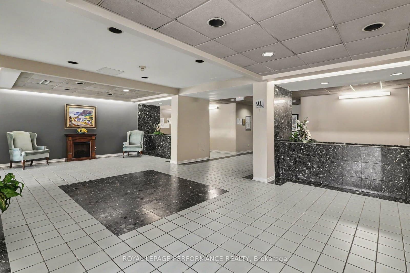 304 - 340 Centrum Boulevard, Ottawa, ON — photo 3