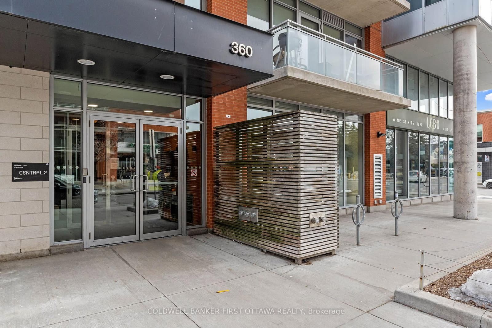 209 - 360 MCleod Street, Ottawa, ON — photo 2