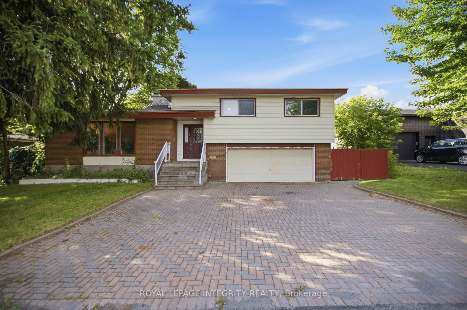 45 Rossland Avenue, Ottawa, ON