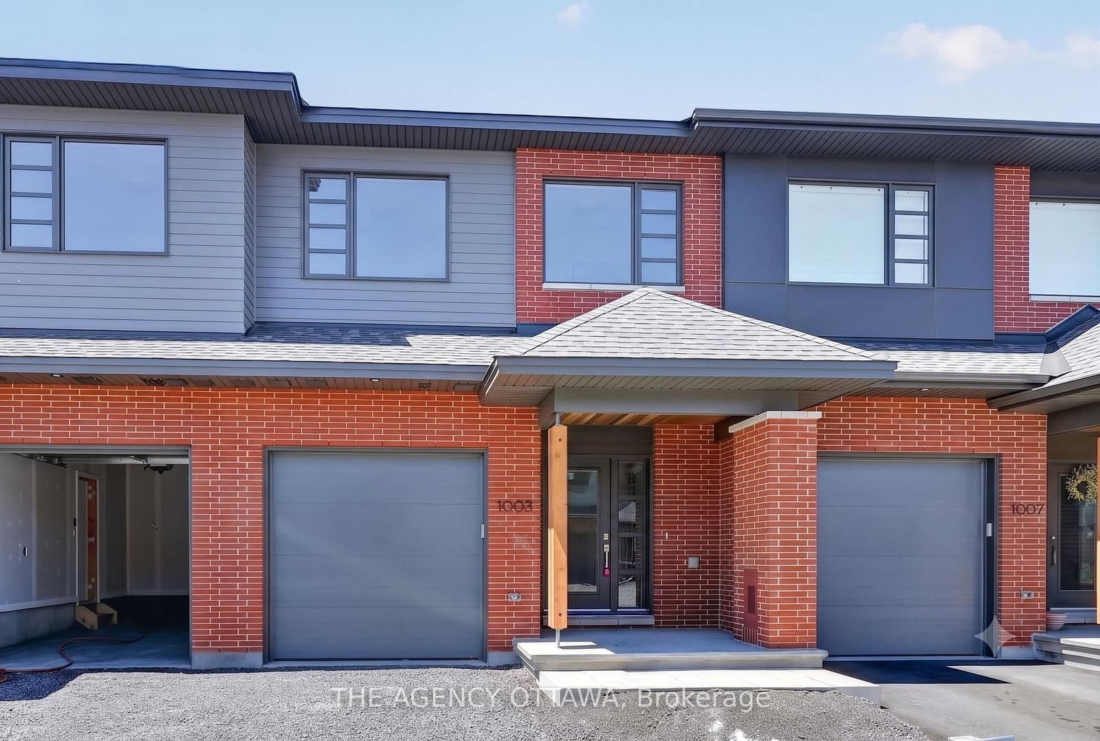 1005 Kitigan Grove, Ottawa, ON