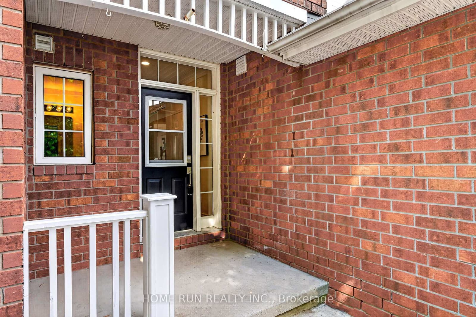 164 Gray Crescent, Ottawa, ON — photo 2