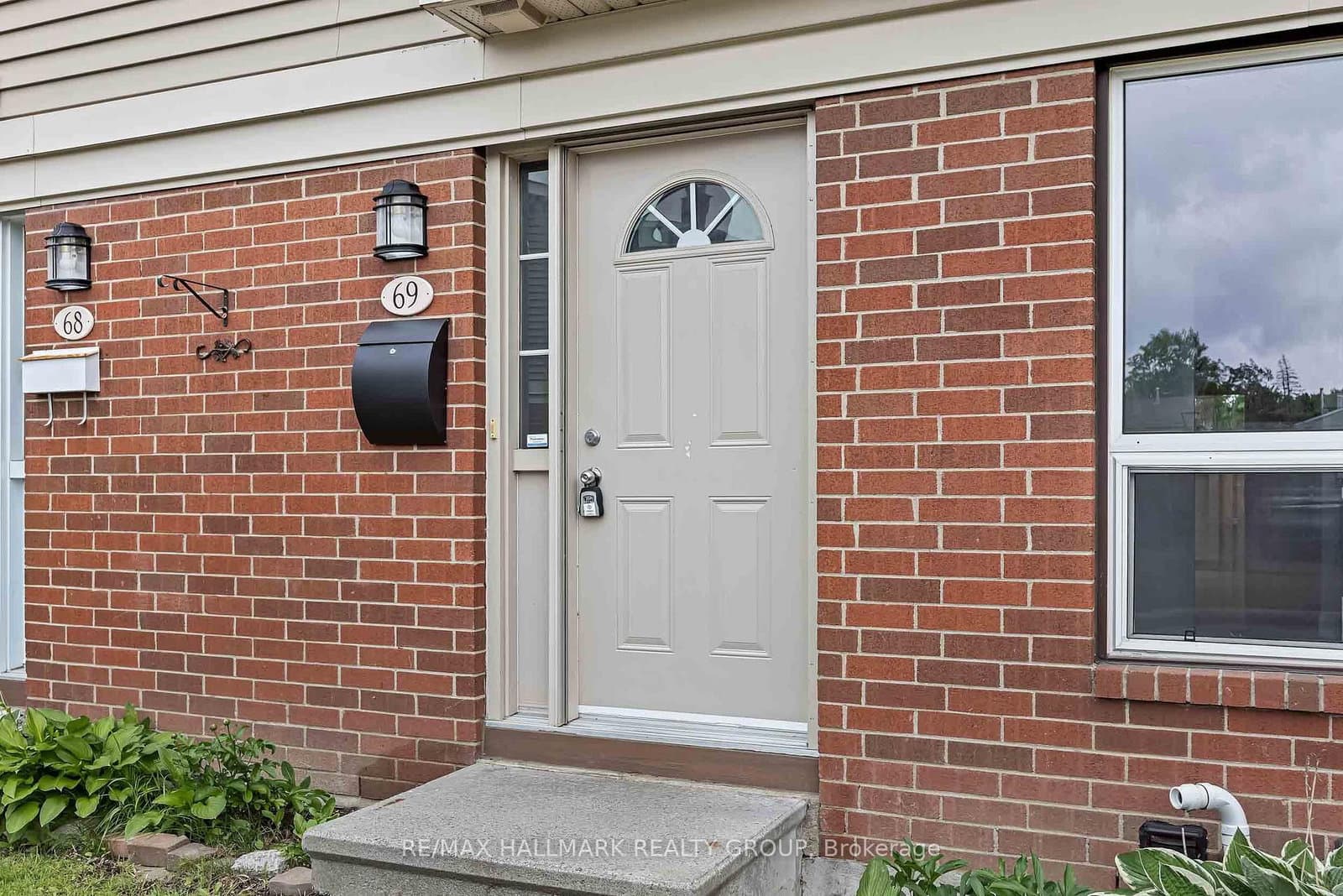 69 - 820 Cahill Drive, Ottawa, ON — photo 3