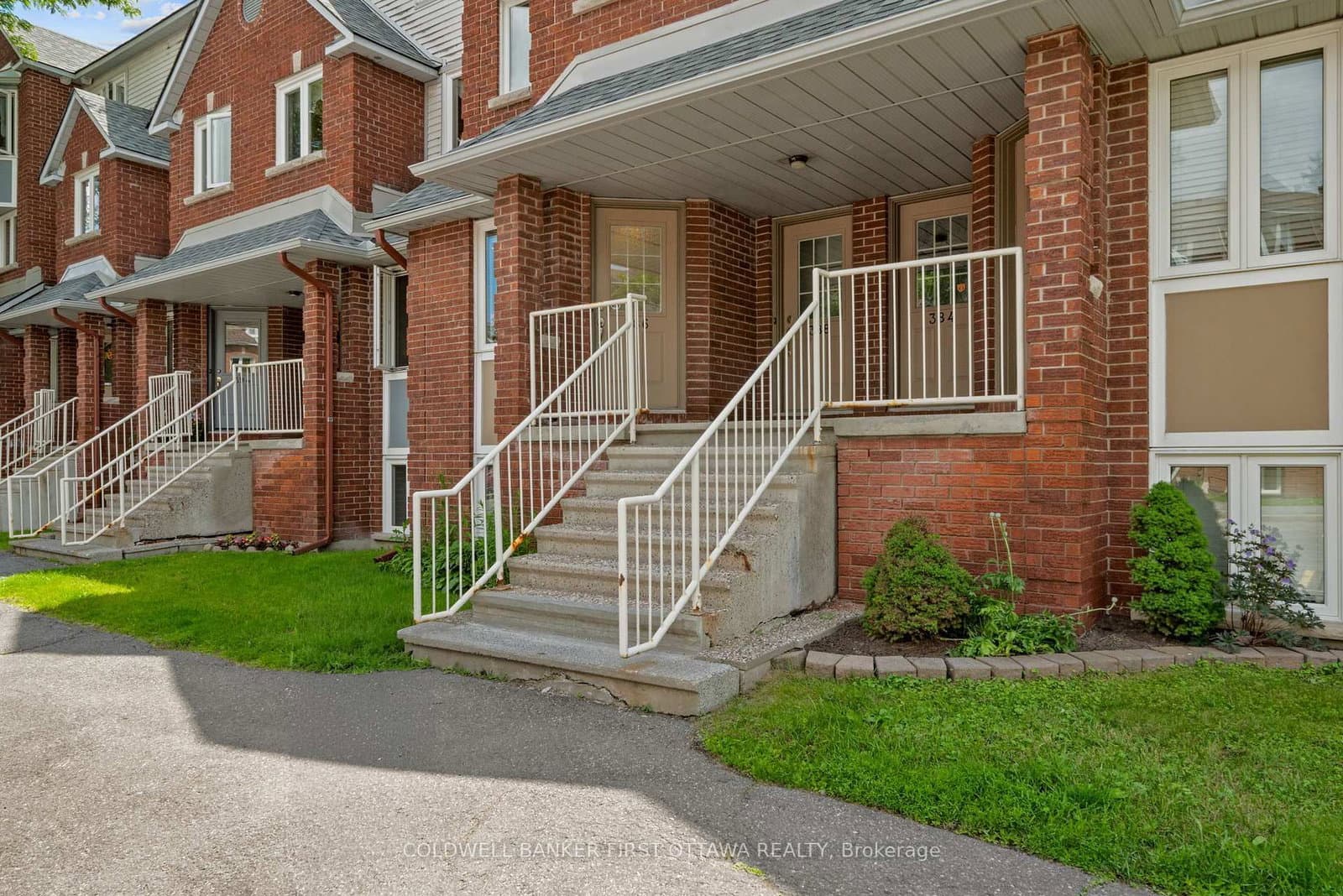 386 Briston Private, Ottawa, ON — photo 2