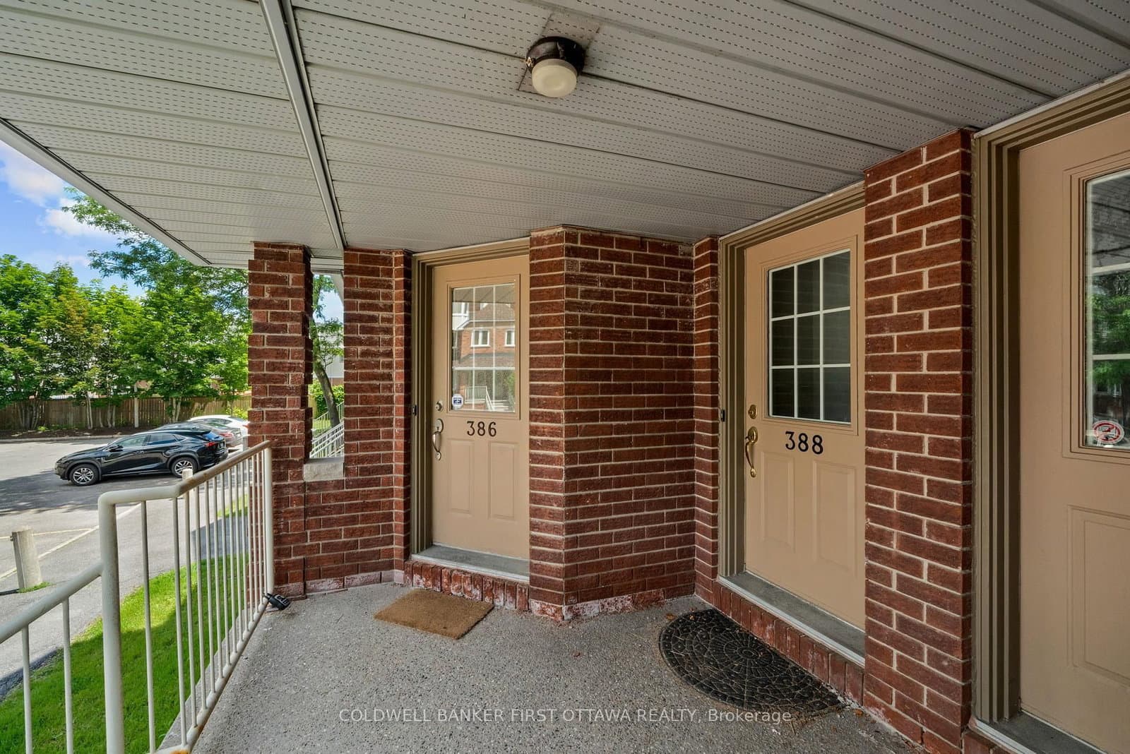 386 Briston Private, Ottawa, ON — photo 3