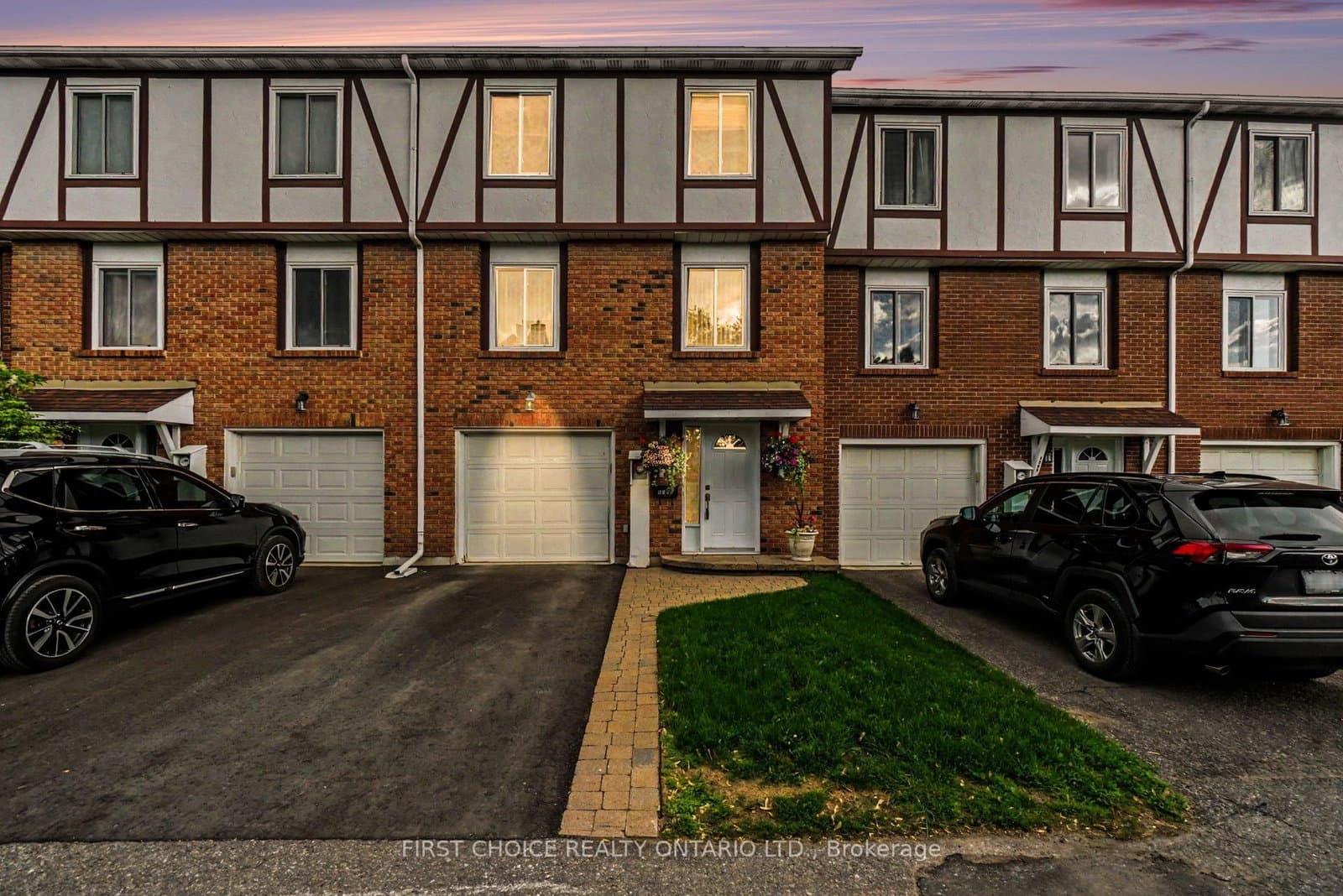 34 - 1793 Axminster Court, Ottawa, ON