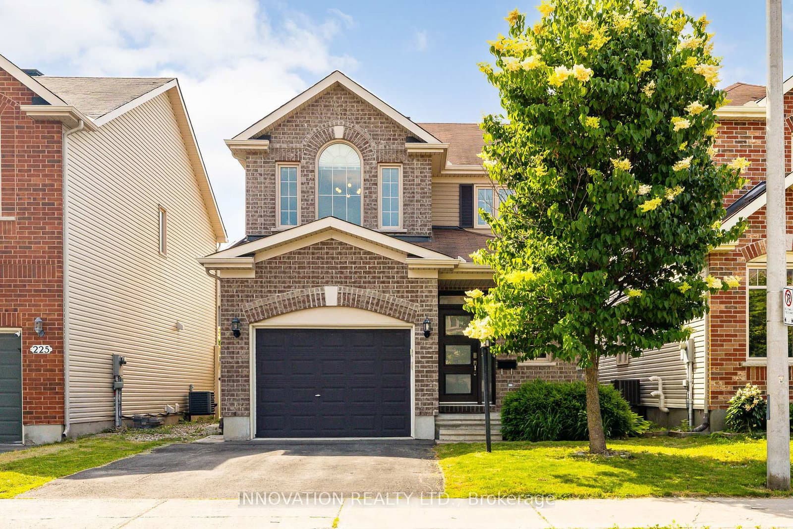 227 Calaveras Avenue, Ottawa, ON