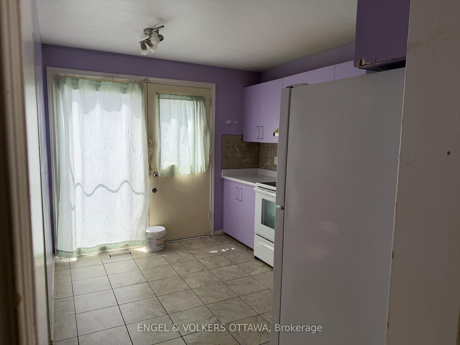 65 - 2063 Jasmine Crescent, Ottawa, ON — photo 3