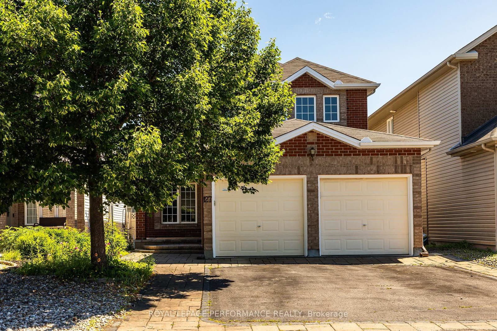 127 Finn Court, Ottawa, ON