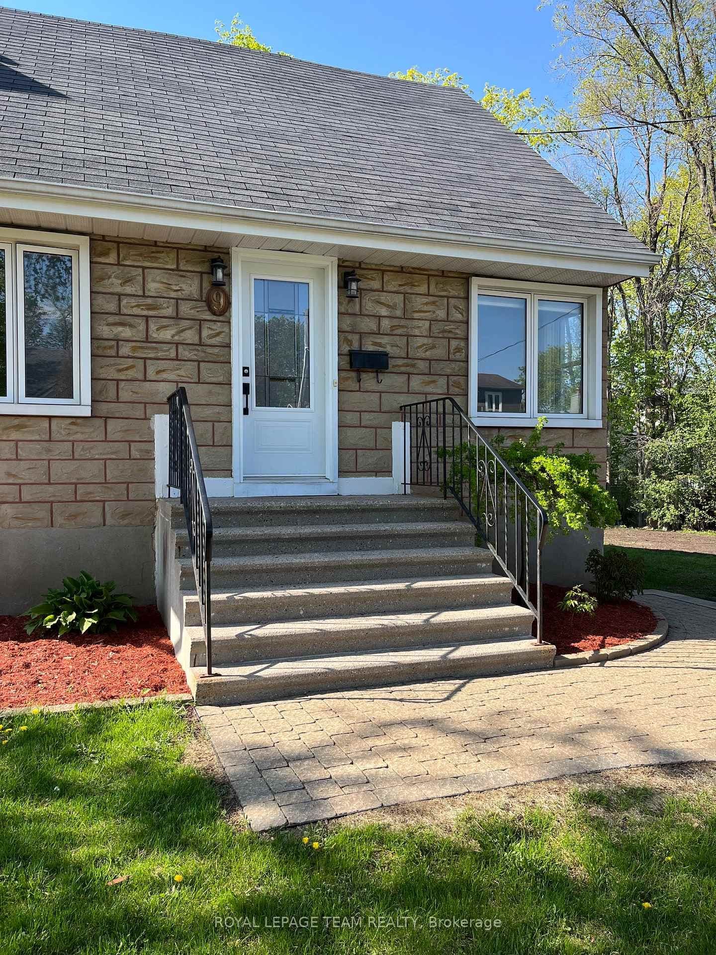 9 & 7 Tower Road, Ottawa, ON — photo 3