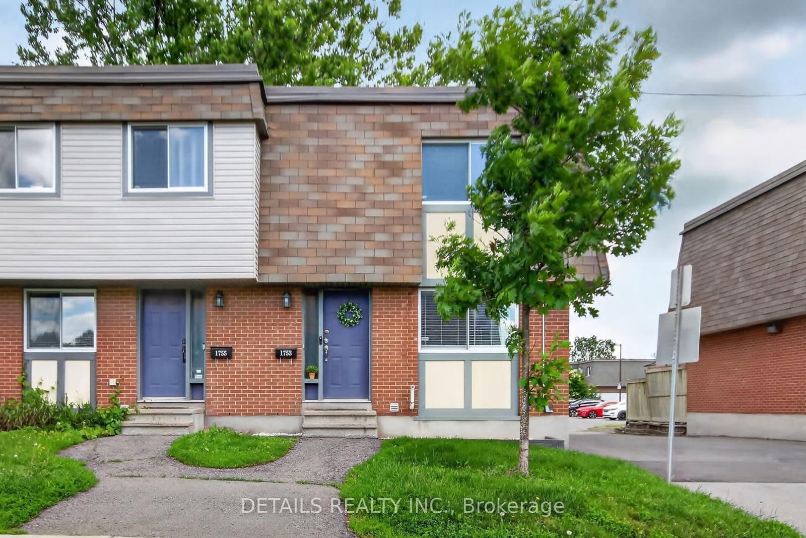 - - 1753 Heatherington Road, Ottawa, ON — photo 2