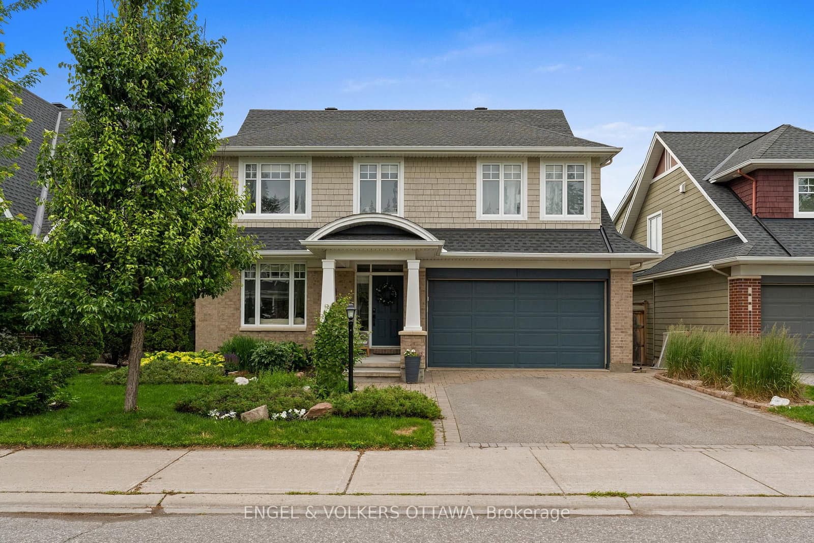 564 Erinwoods Circle, Ottawa, ON