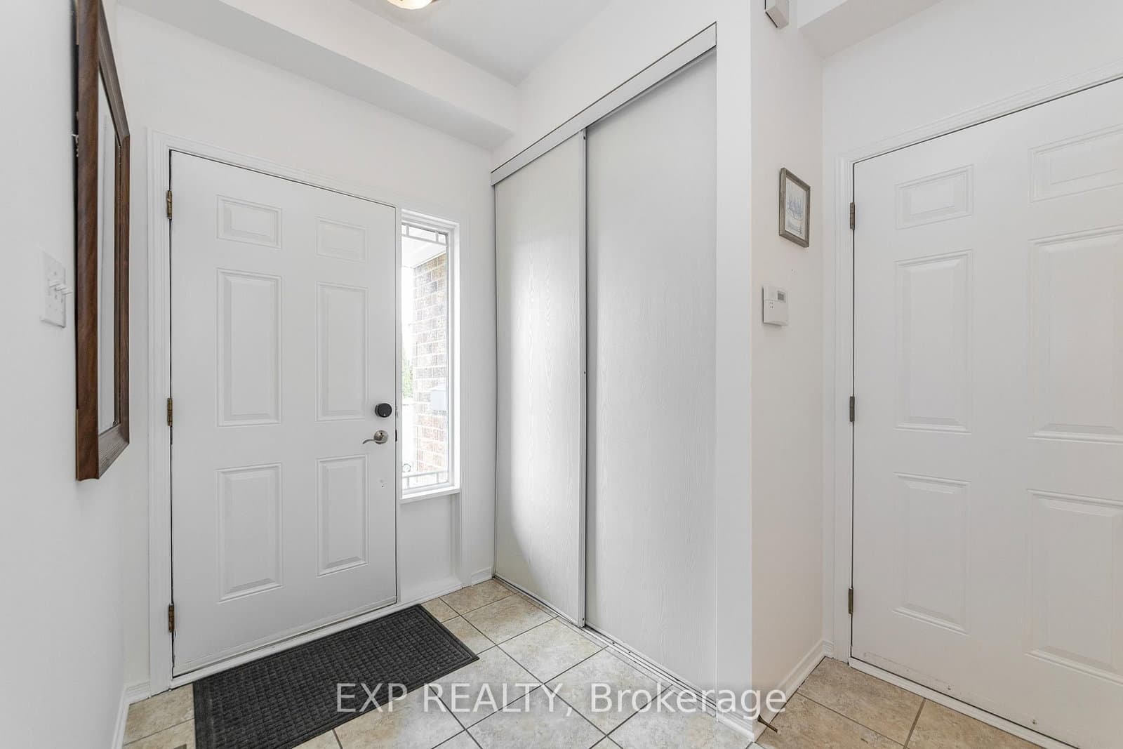 221 Northwind Street, Ottawa, ON — photo 3