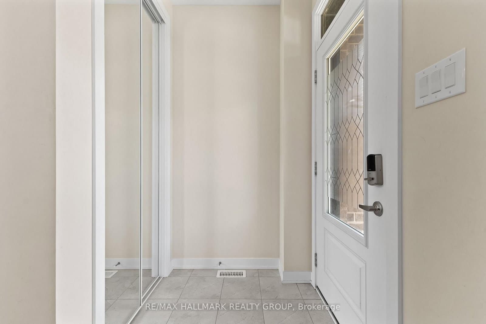 360 Peninsula Road, Ottawa, ON — photo 3