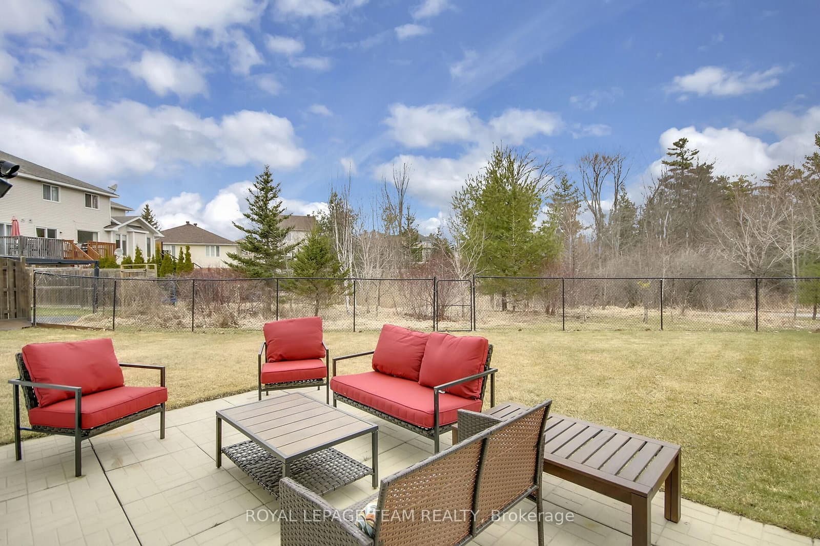 2136 Bergamot Circle, Ottawa, ON — photo 3