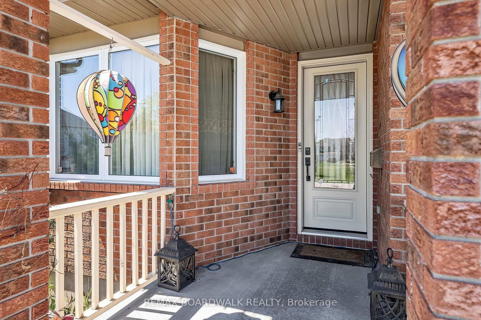 102 Mosswood Court, Ottawa, ON — photo 3