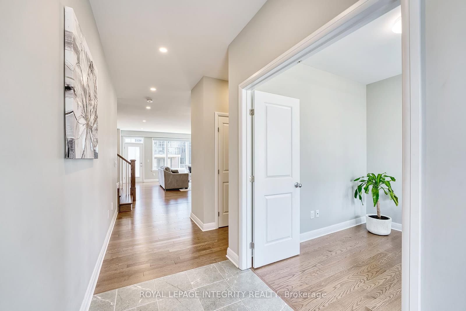 232 KETCHIKAN Crescent, Ottawa, ON — photo 2