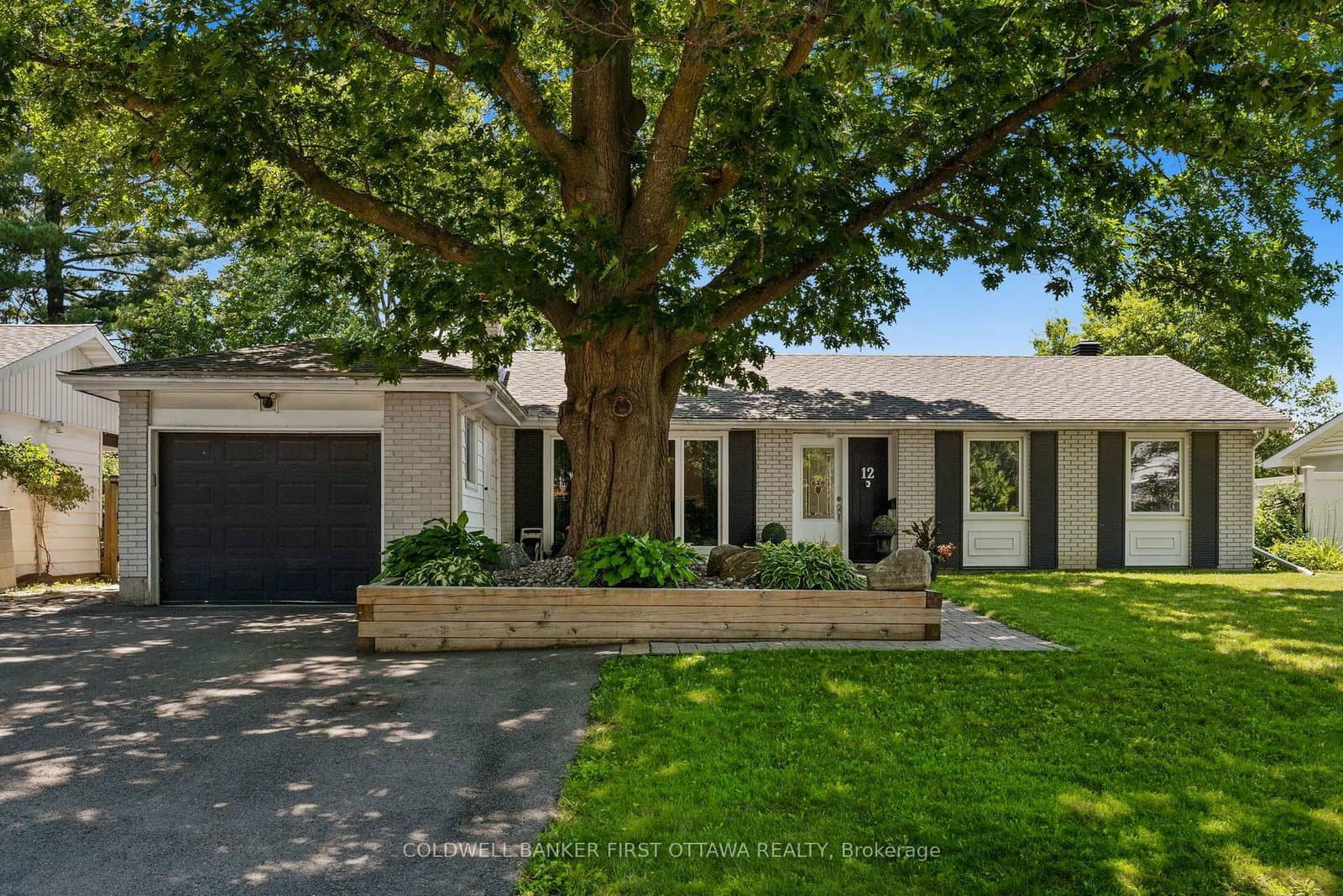 12 Bradgate Drive, Ottawa, ON — photo 3