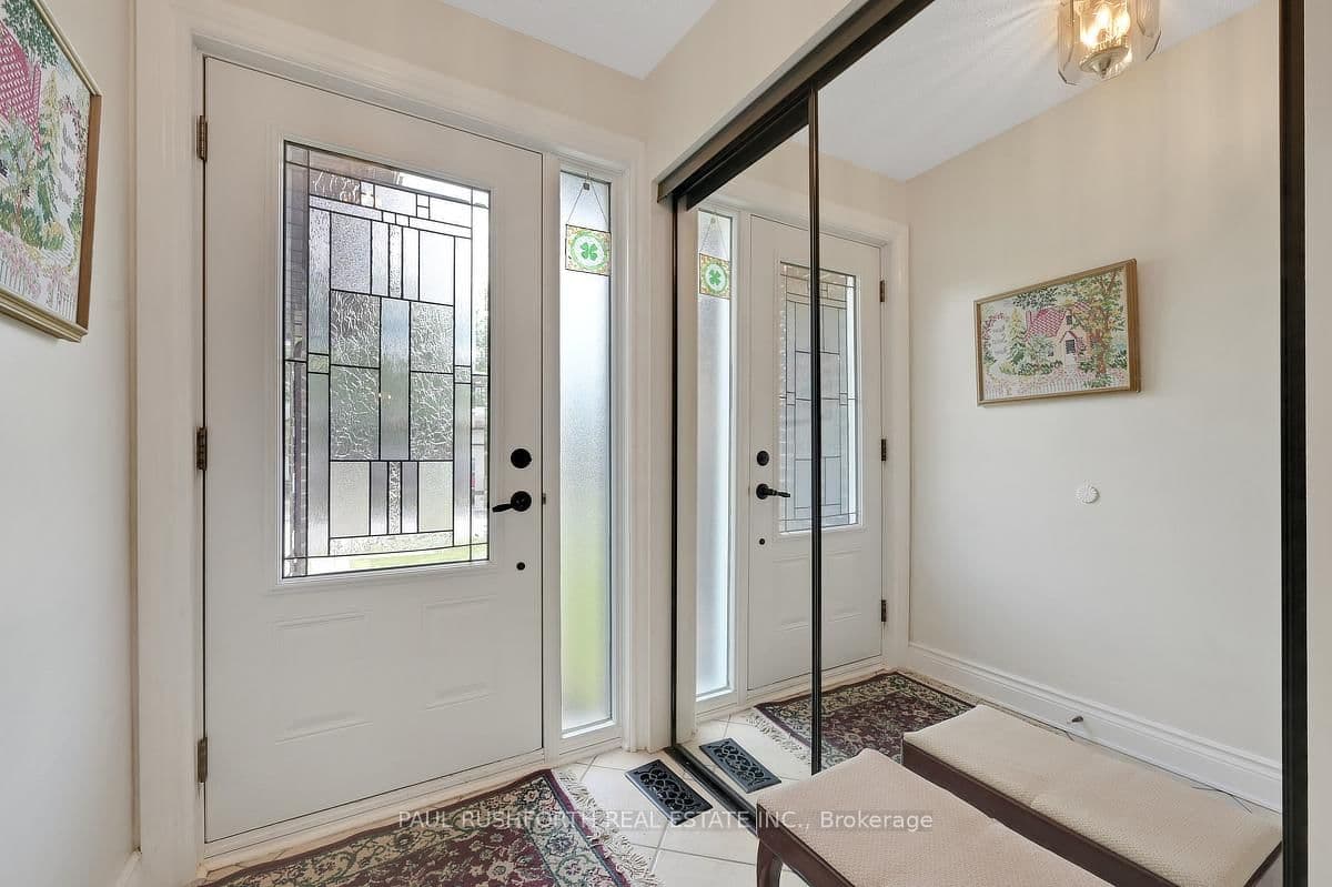 6426 Nuggett Drive, Orleans, ON — photo 3
